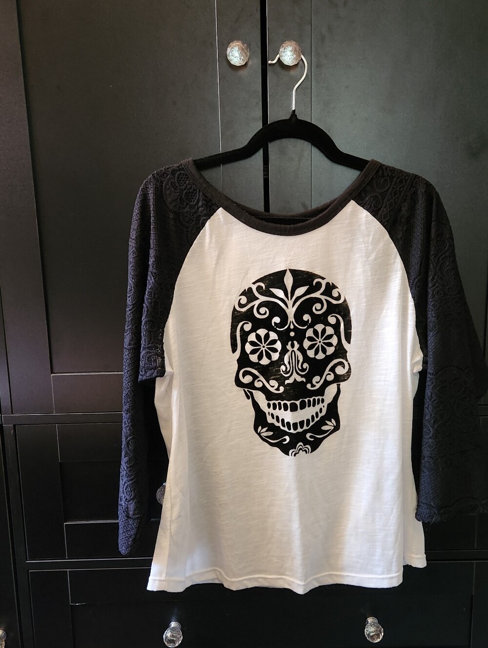 Womrns White & Black Raglan Top with Sugar Skull Graphic